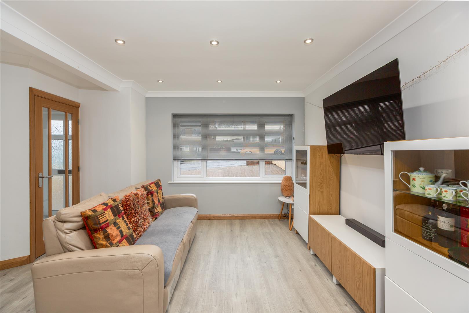 Derlwyn, Dunvant, Swansea, SA2 7PN